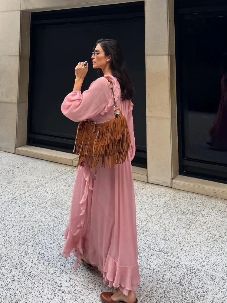 Robe Longue Rose en Mousseline Élégante avec Volants